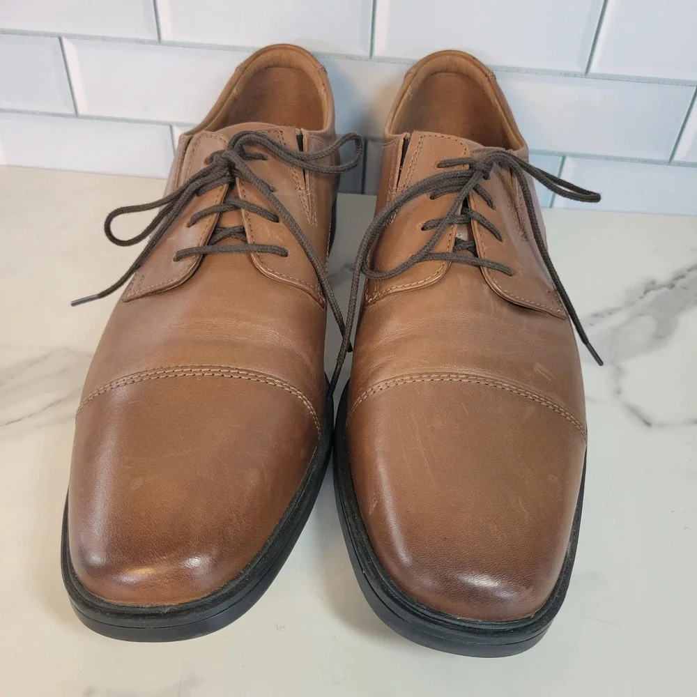 Clarks Collection Tilden Cap Brown Leather Oxford Mens Dress Shoes Size 9.5 M